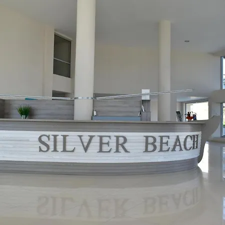 Silver Byala 公寓